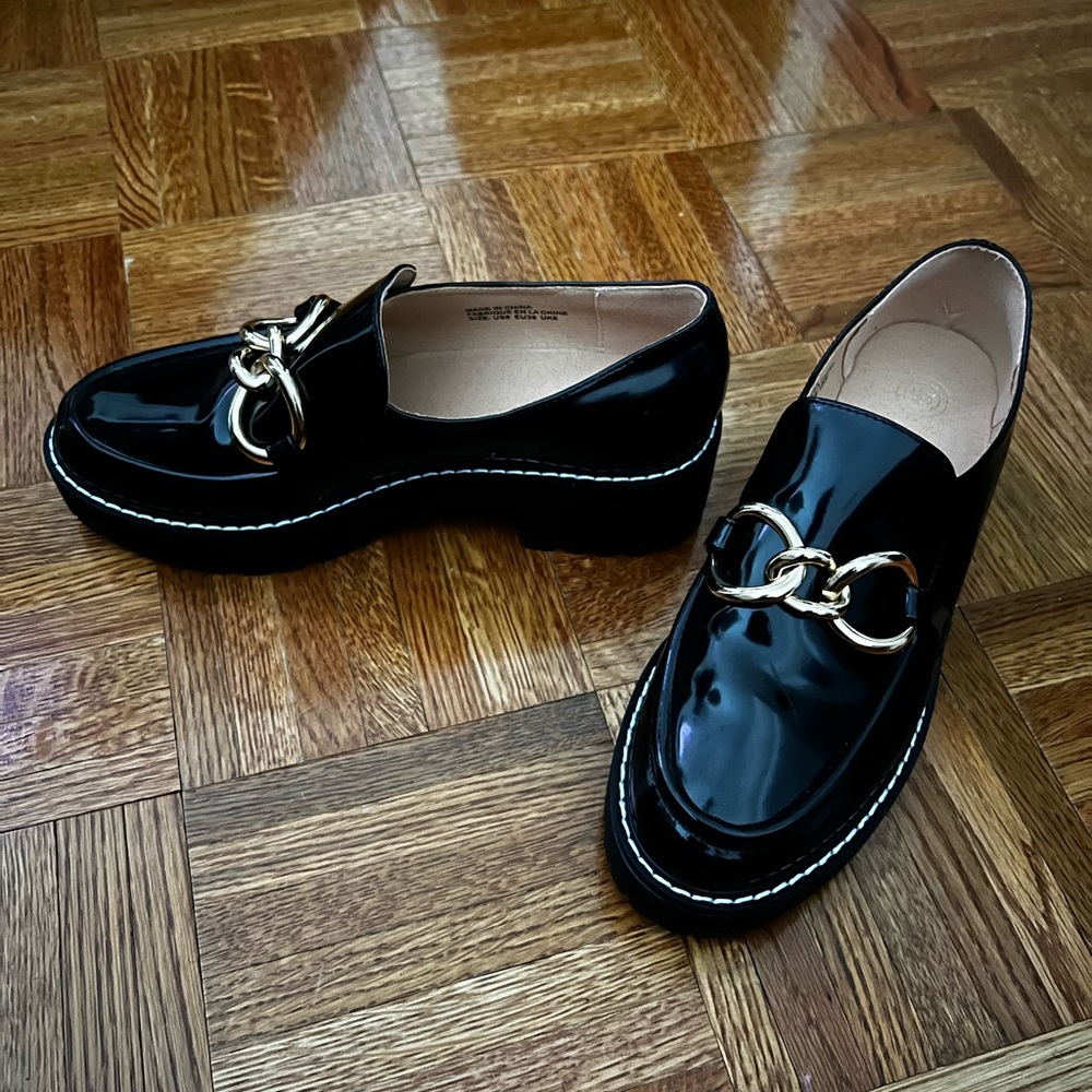 Women stylish loafers